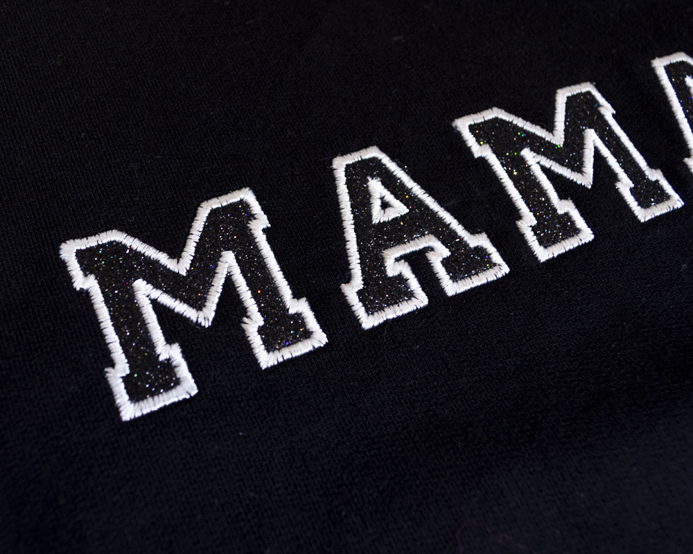 Sweatshirt mama close up