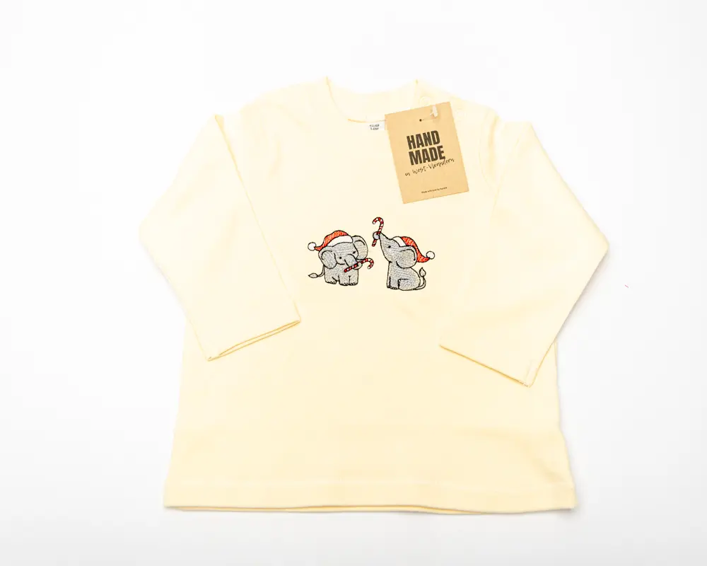 20231017_shirt borduur_005.webp