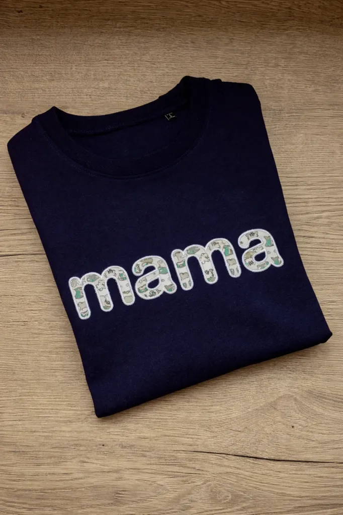 Mama sweater met babykleding