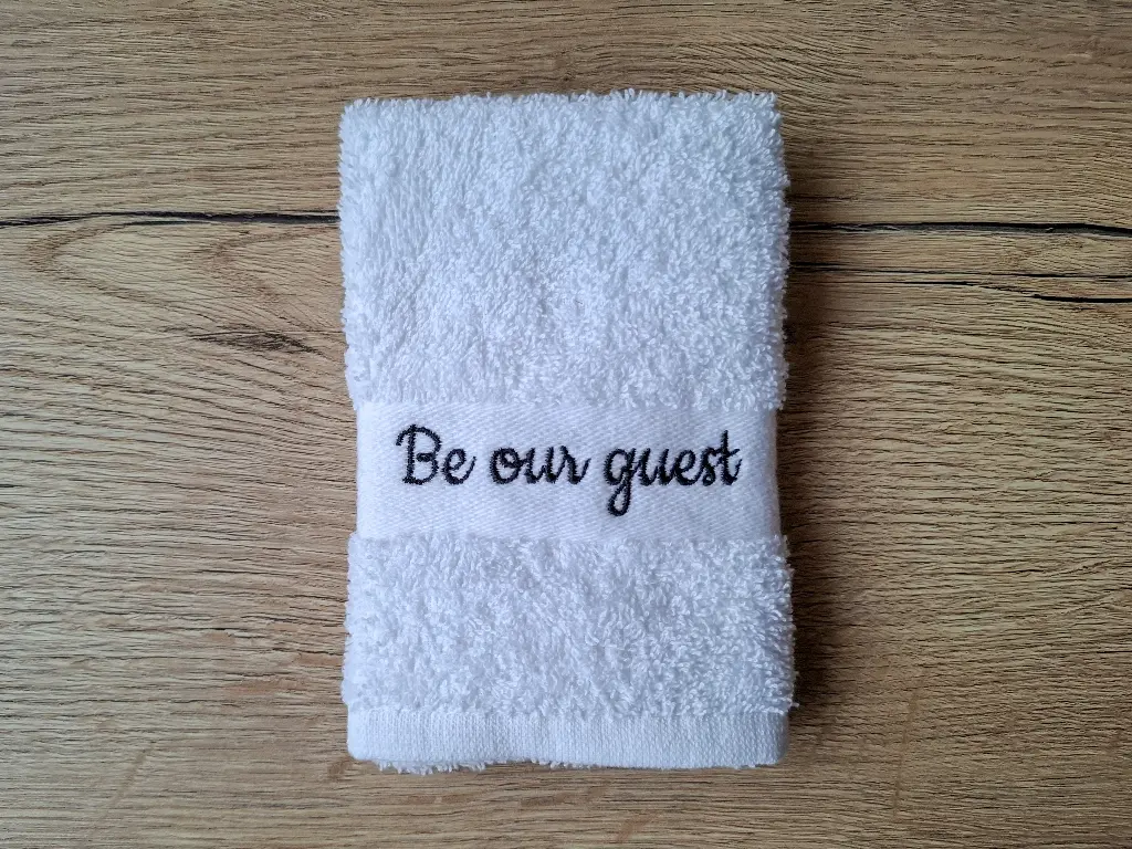 Gastendoekje met naam, tekst of logo (Donker blauw)