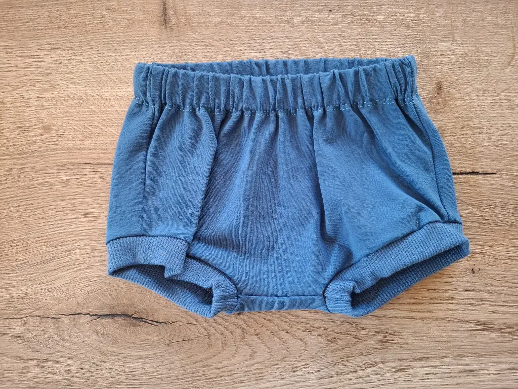 Kort broekje blauw