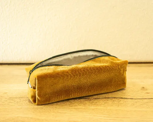 Pennenzak 2 fluweel 1